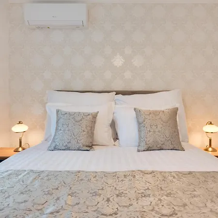 Prestige Apartman Várna